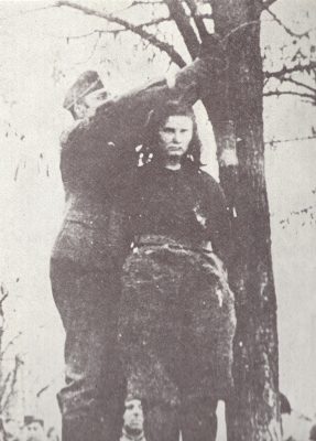 Fotografije su skenirane iz knjige "Rat i djeca Kozare" Dragoje Lukića.